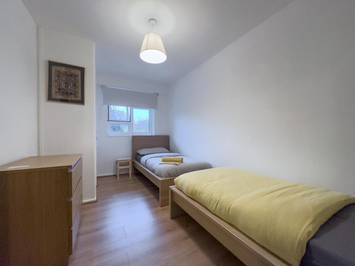 Beautiful 2 Bedroom & Balcony Flat In Central London Eksteriør billede