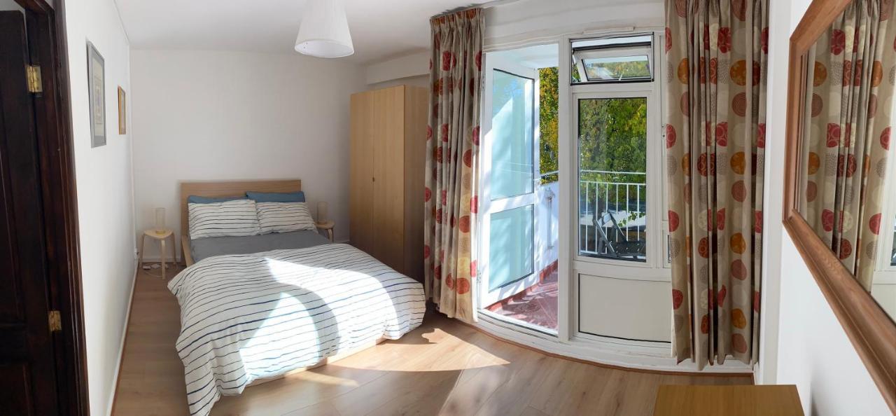 Beautiful 2 Bedroom & Balcony Flat In Central London Eksteriør billede